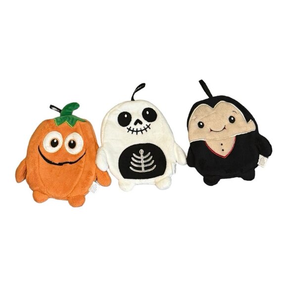New Kids Halloween Hand Towel Set - Spooky & Fun Designs! - Picture 4 of 4